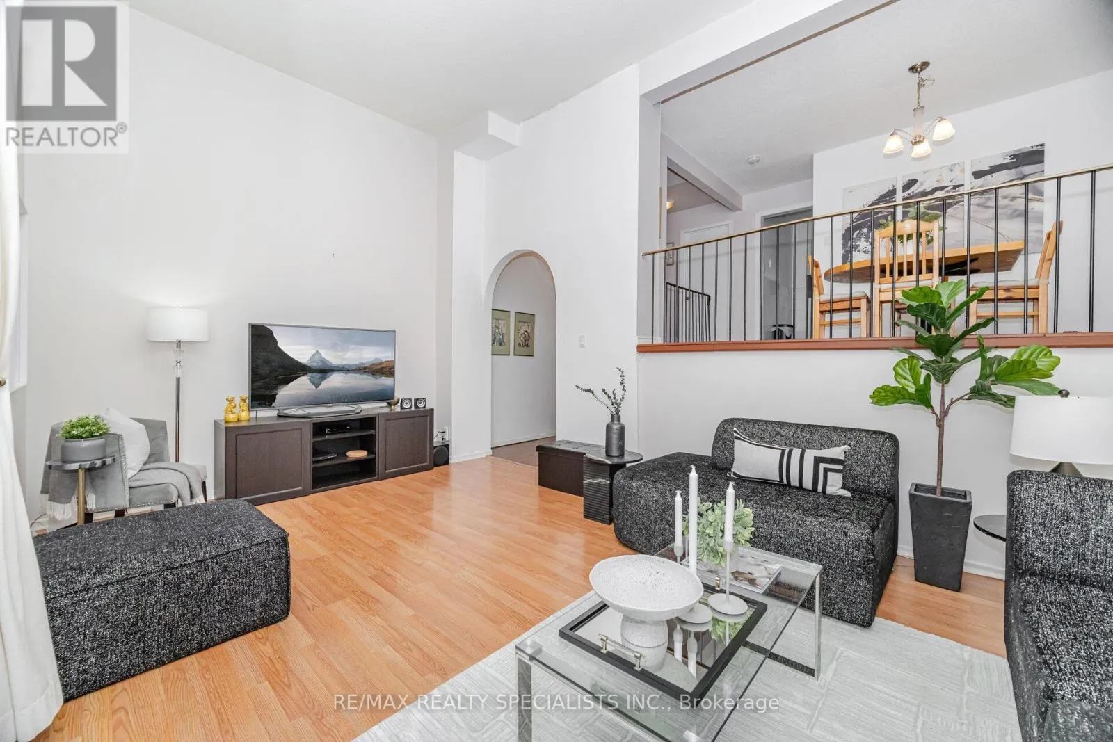 74 - 2020 SOUTH MILLWAY