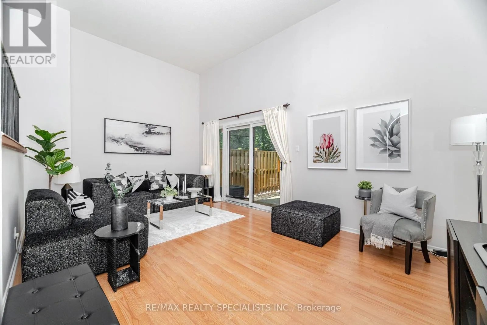 74 - 2020 SOUTH MILLWAY