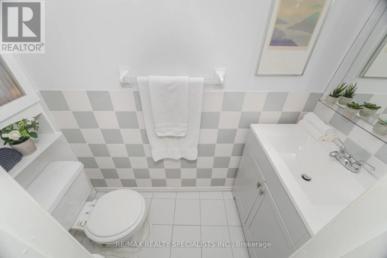 74 - 2020 SOUTH MILLWAY