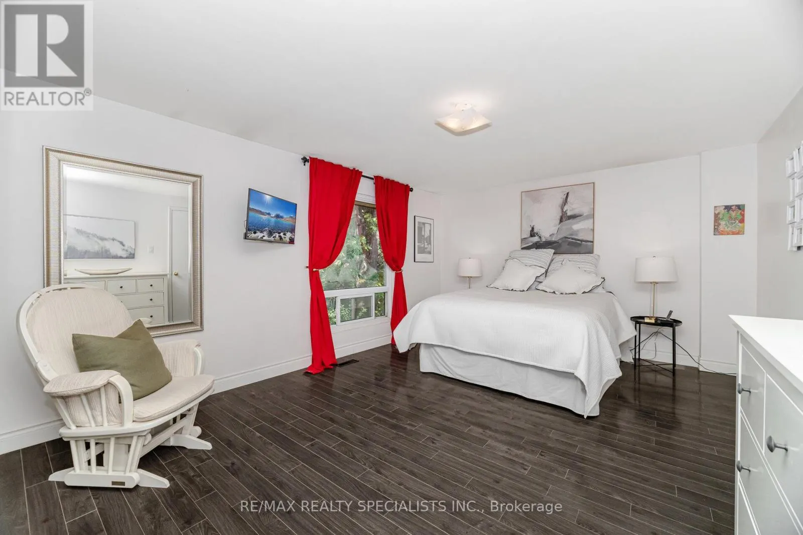 74 - 2020 SOUTH MILLWAY