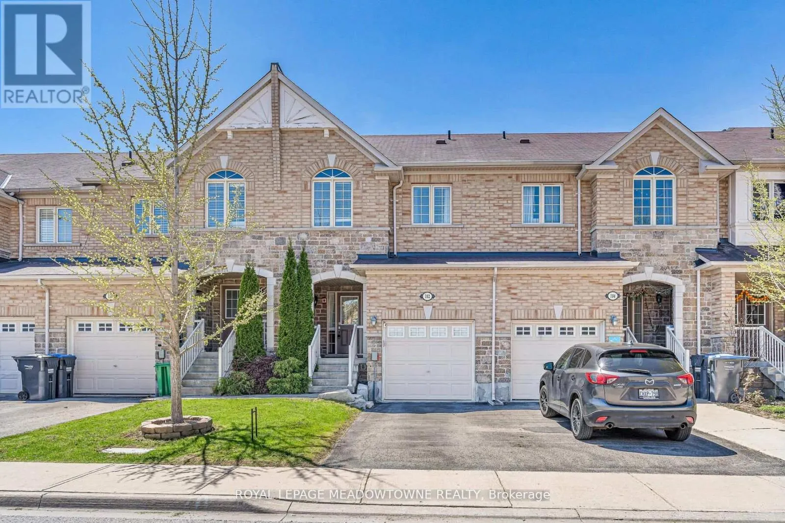 11 - 102 CEDARBROOK ROAD