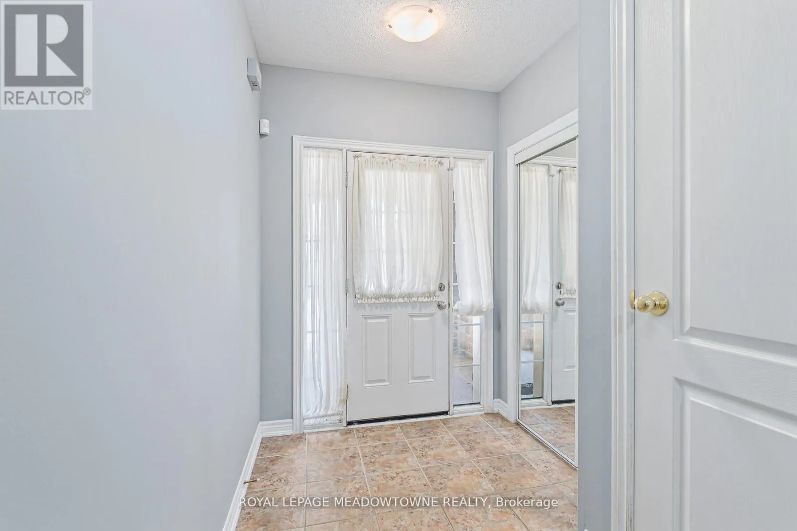 11 - 102 CEDARBROOK ROAD