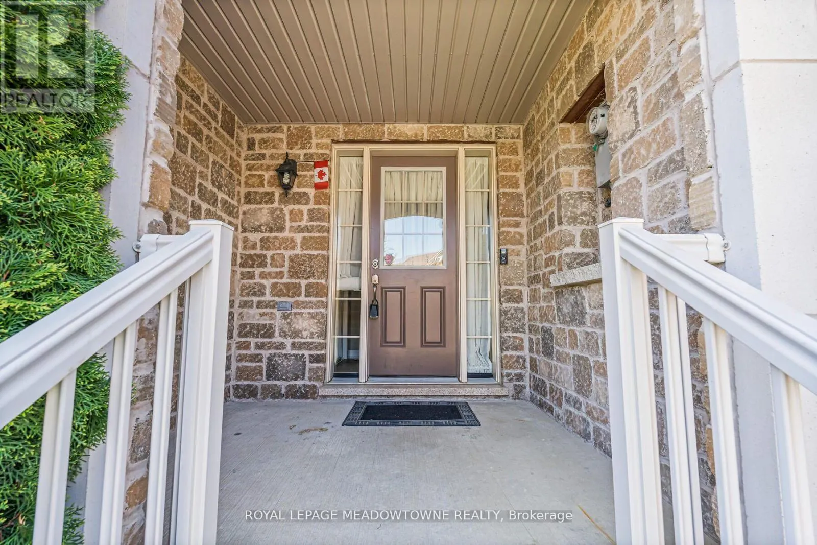 11 - 102 CEDARBROOK ROAD