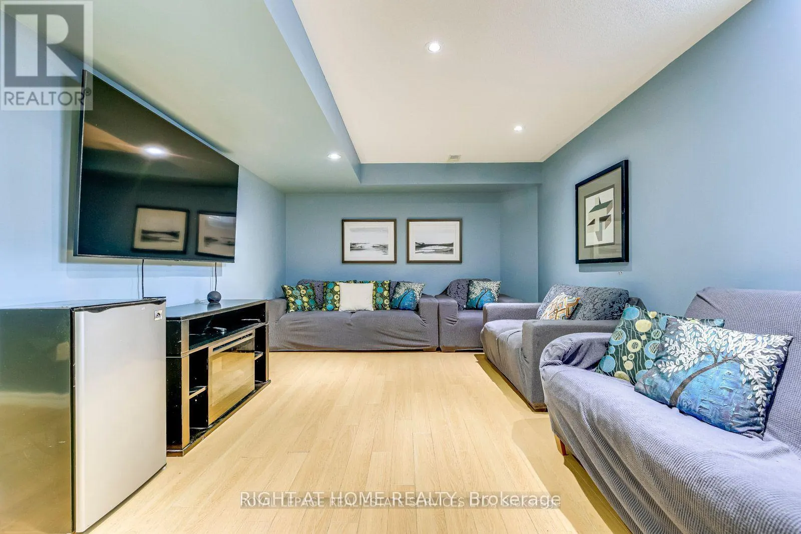 99 - 5910 GREENSBORO DRIVE