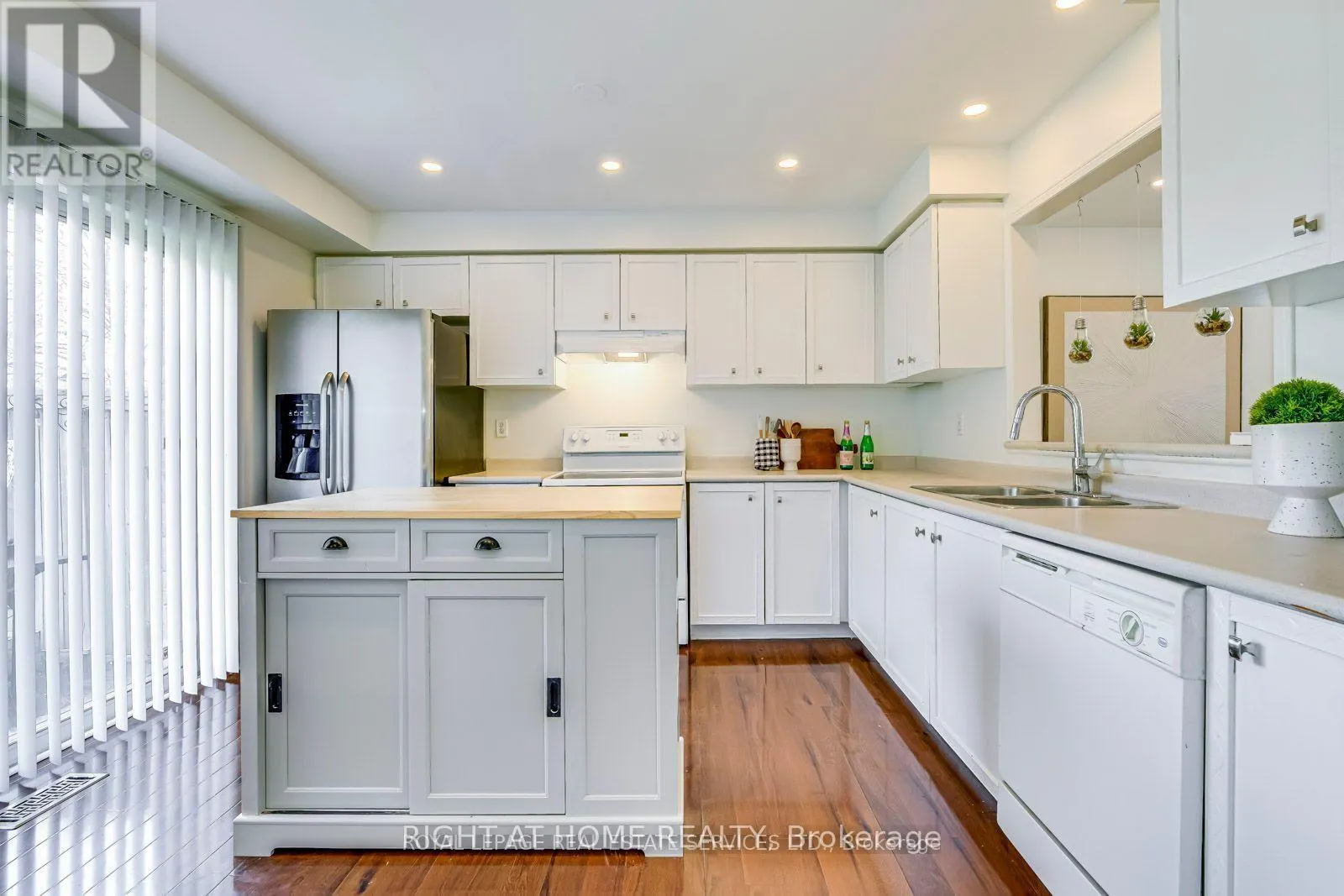 99 - 5910 GREENSBORO DRIVE