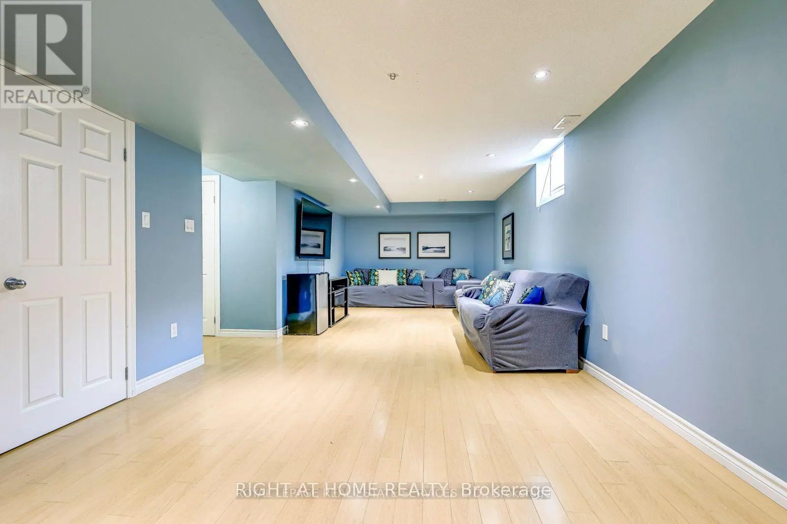 99 - 5910 GREENSBORO DRIVE