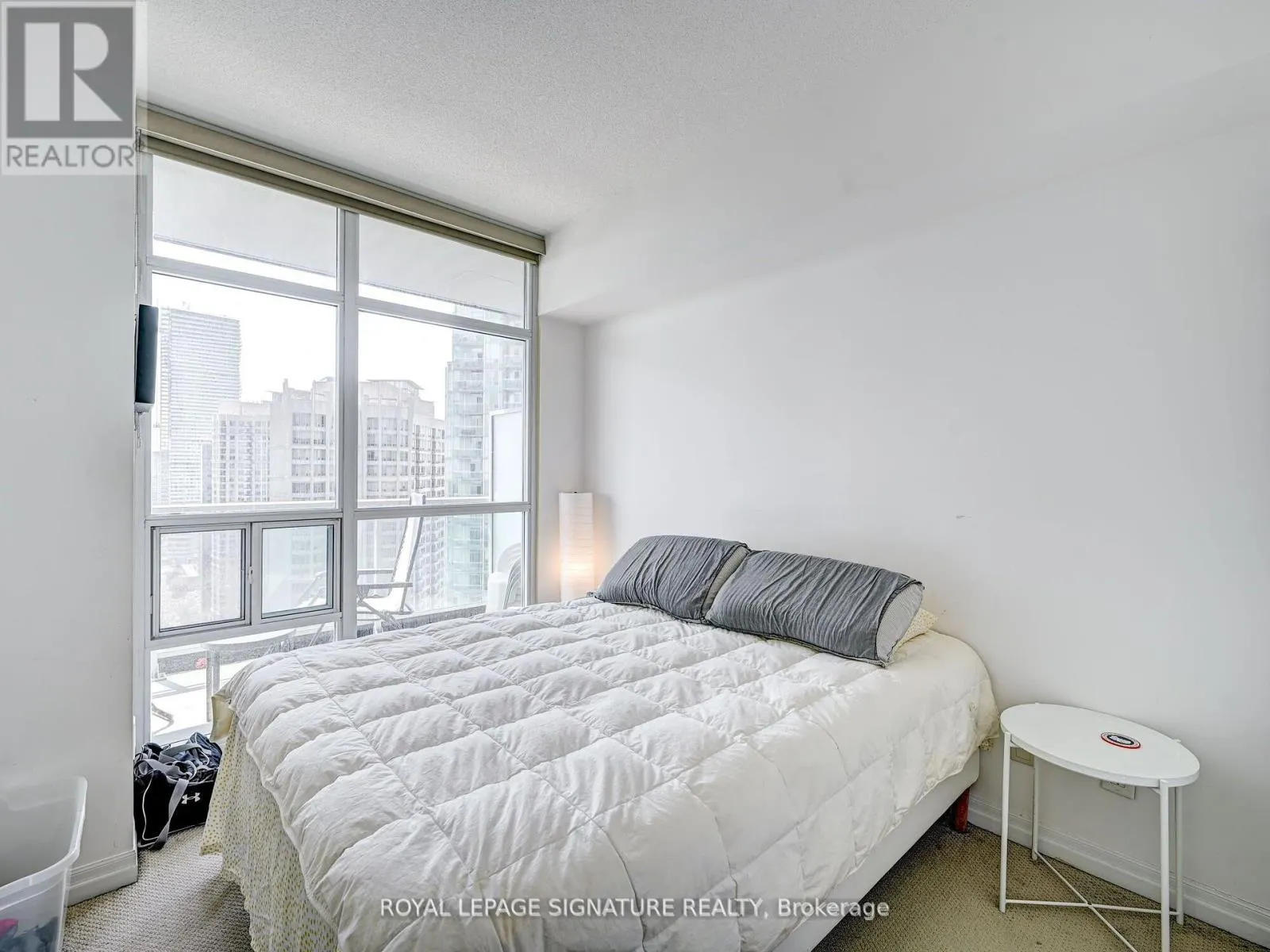 2712 - 223 WEBB DRIVE