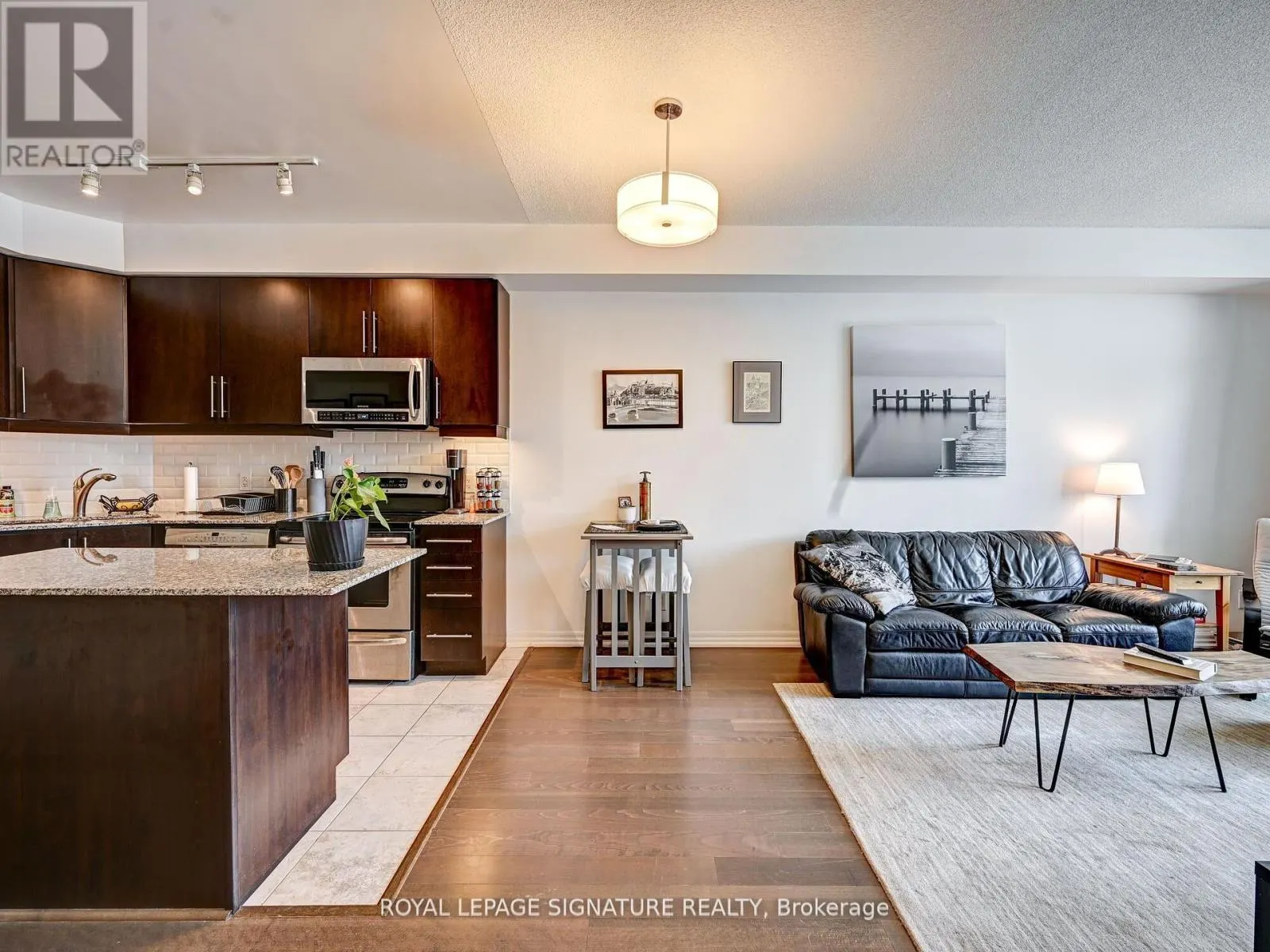 2712 - 223 WEBB DRIVE