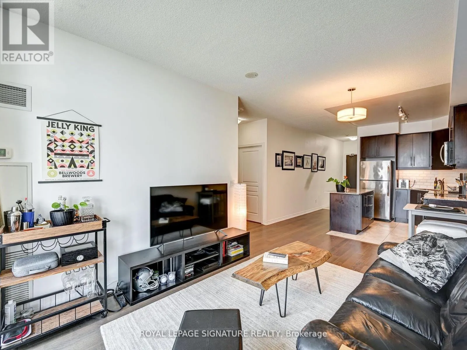 2712 - 223 WEBB DRIVE