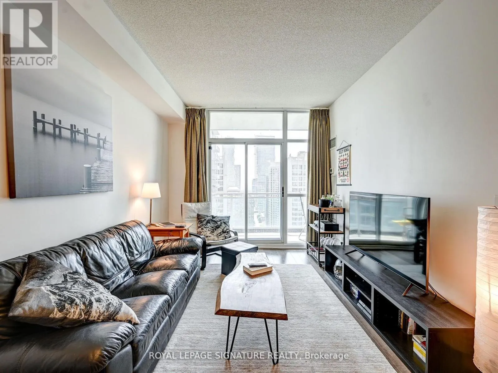 2712 - 223 WEBB DRIVE
