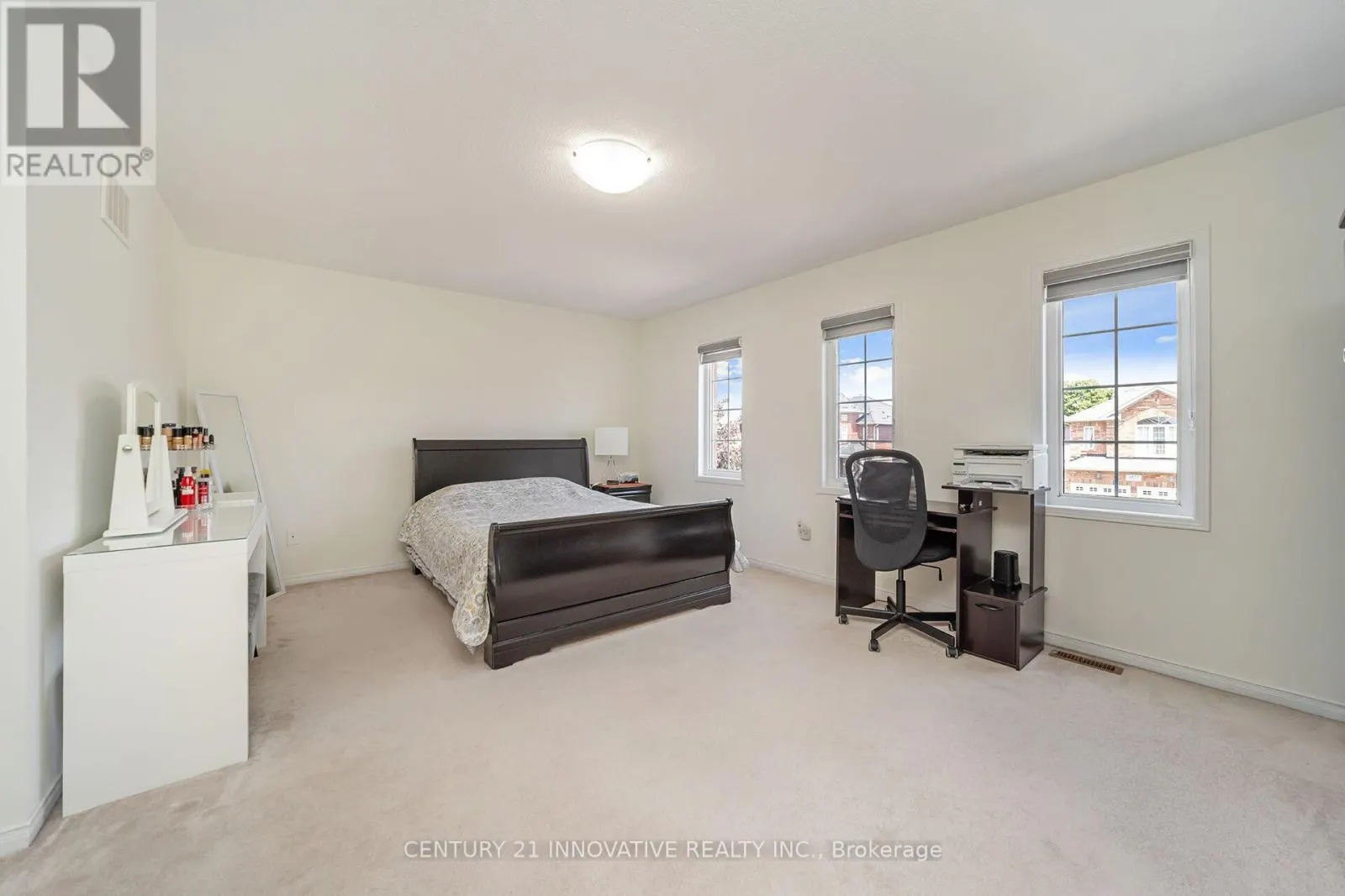 4876 POTOMAC COURT