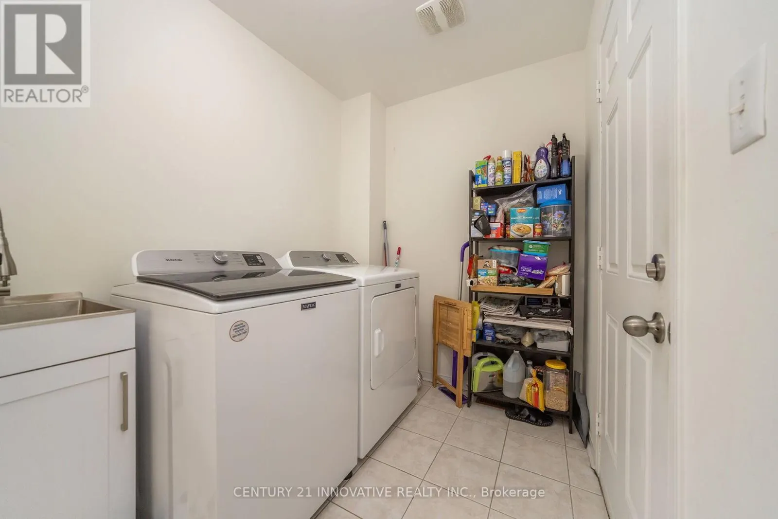 4876 POTOMAC COURT