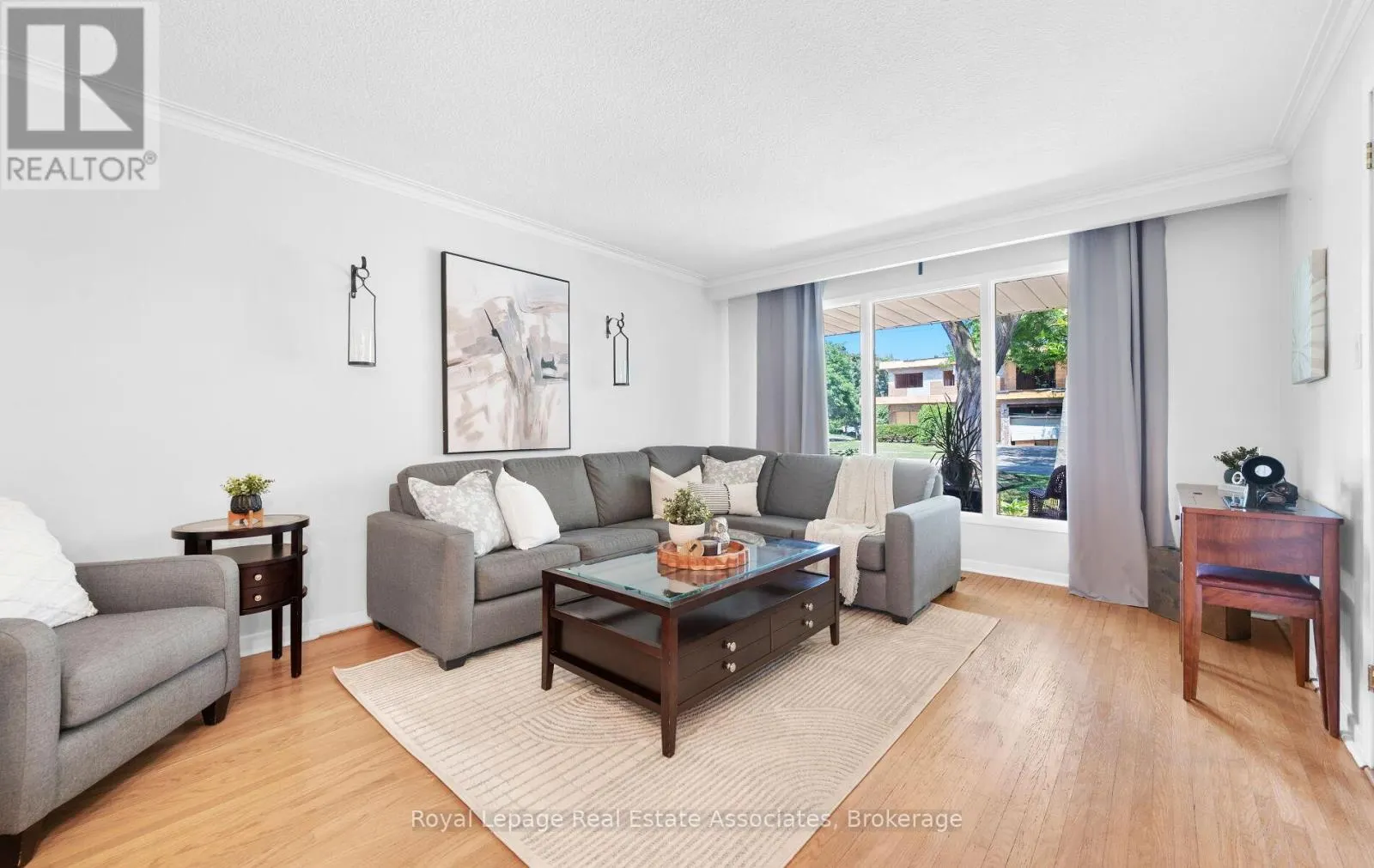 296 CHANTENAY DRIVE