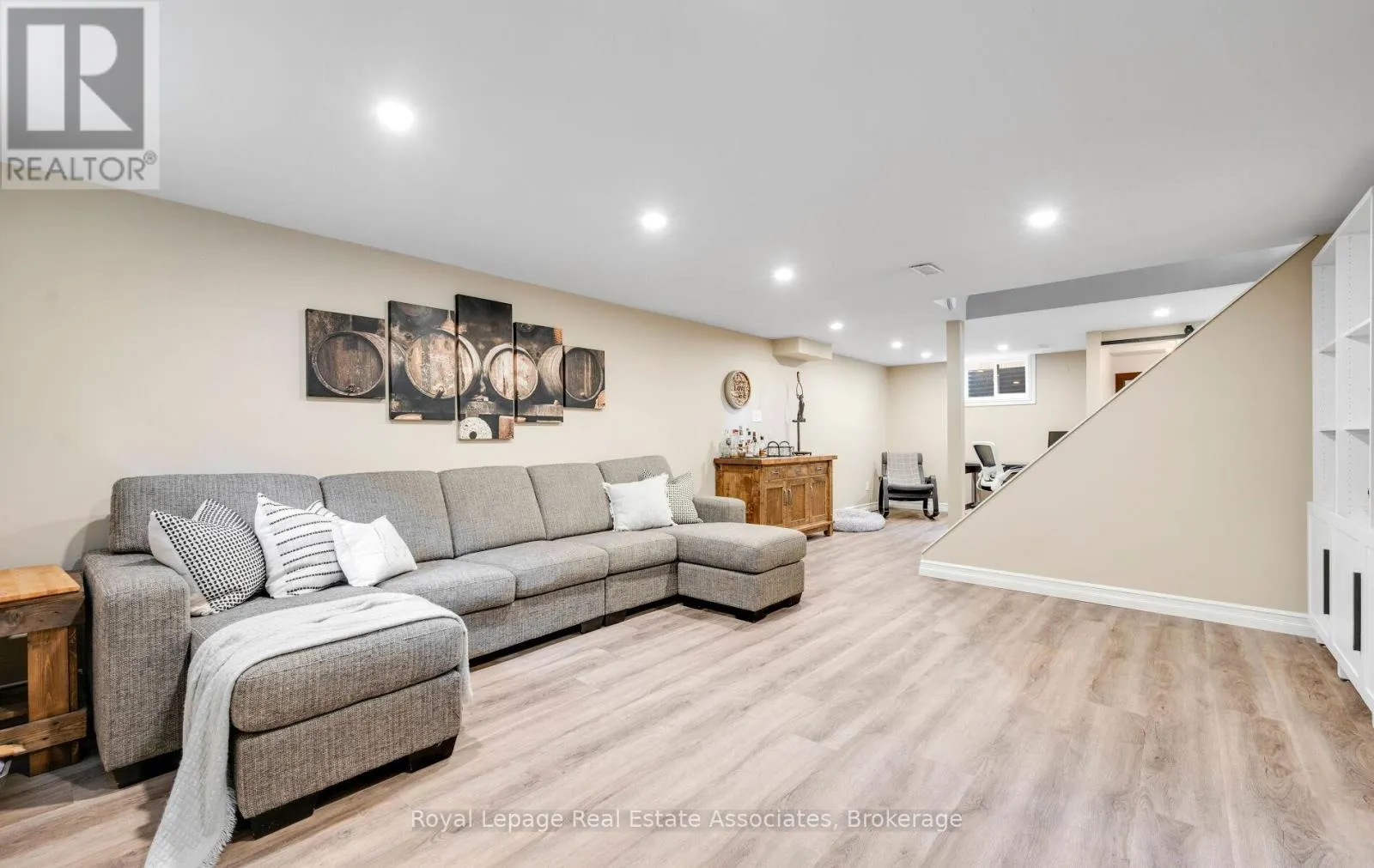 296 CHANTENAY DRIVE