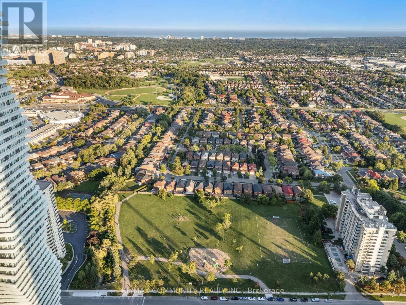 2510 - 3883 QUARTZ ROAD