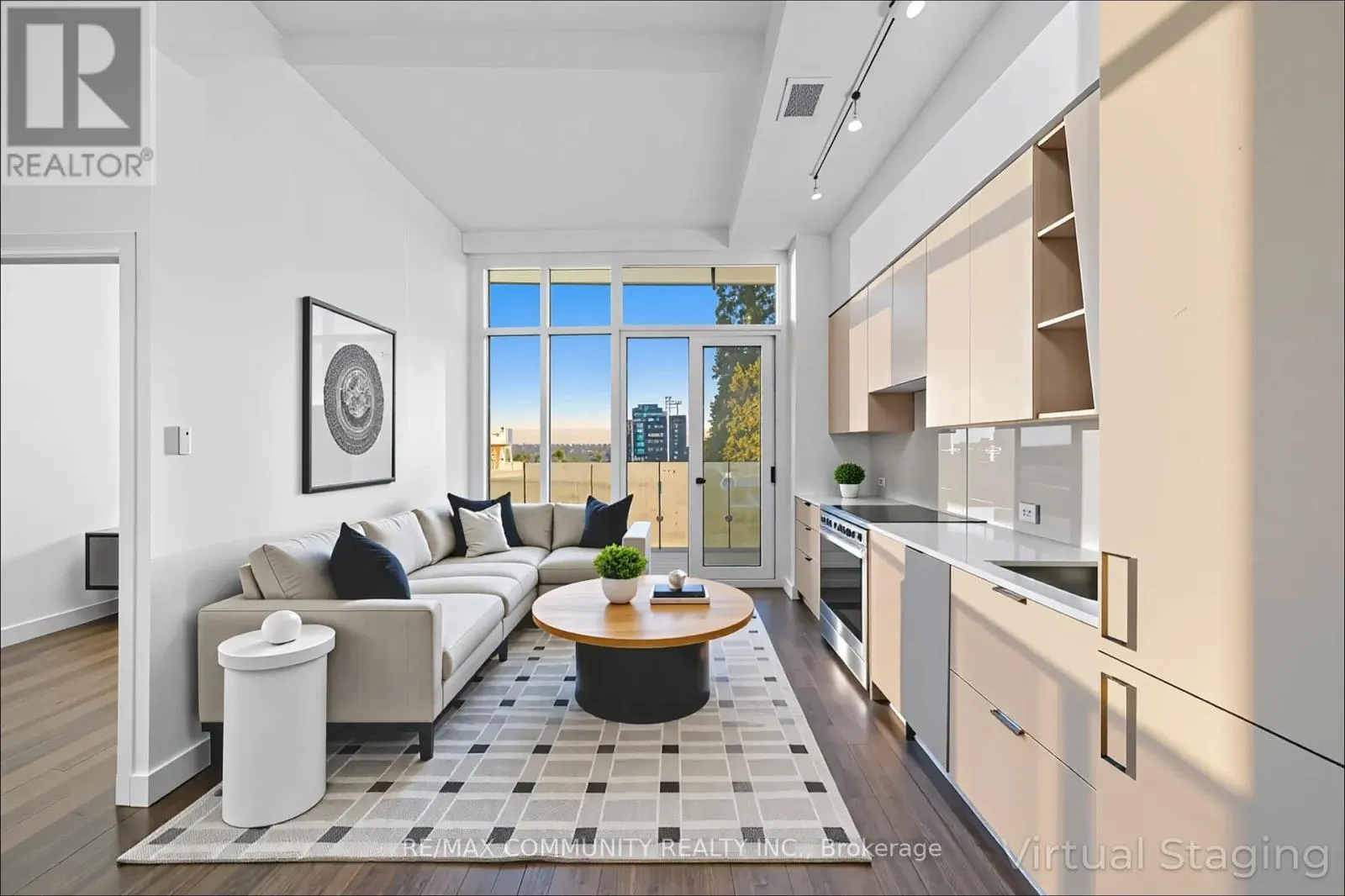 2510 - 3883 QUARTZ ROAD