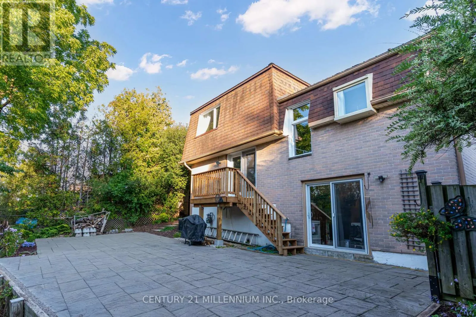 43 BRENDA BOULEVARD