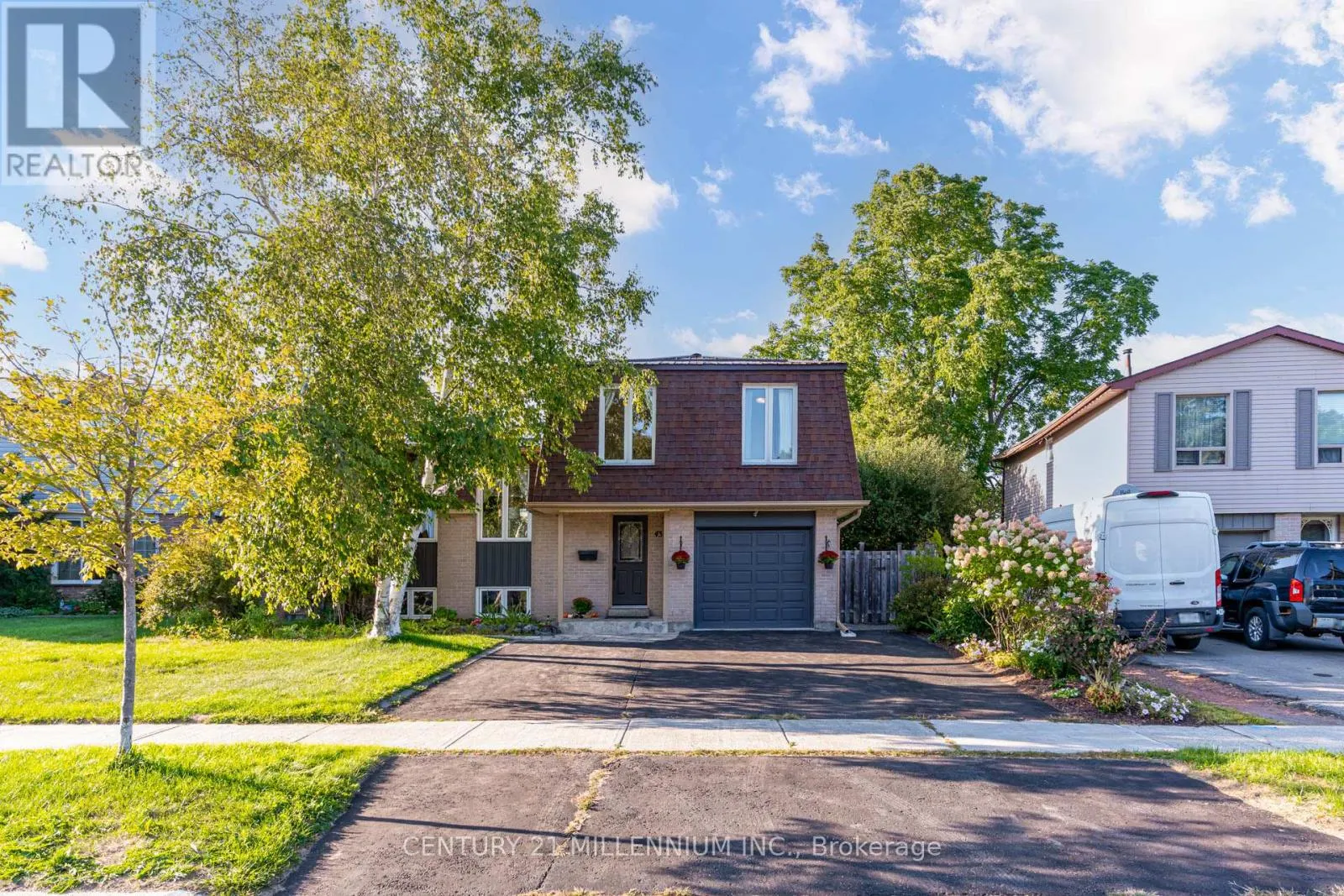 43 BRENDA BOULEVARD