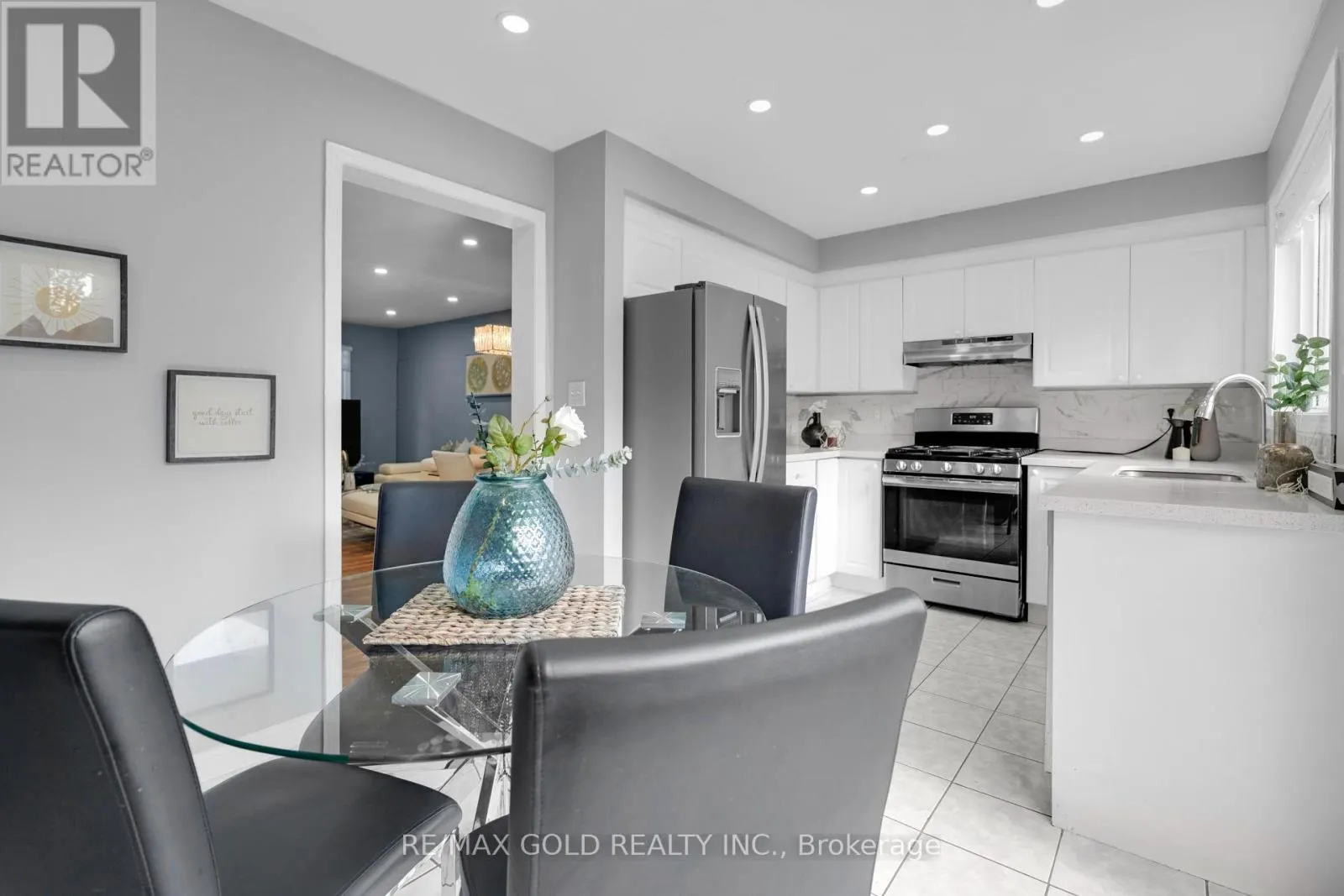 30 WORTHINGTON AVENUE