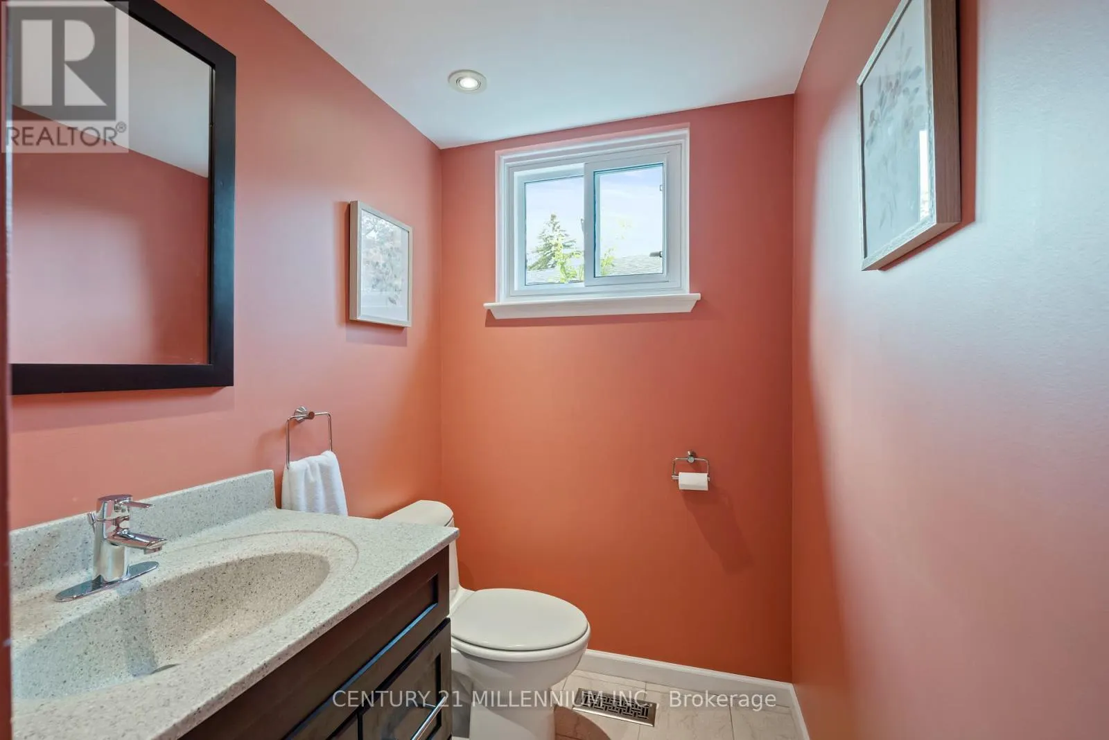 43 ERINDALE CRESCENT