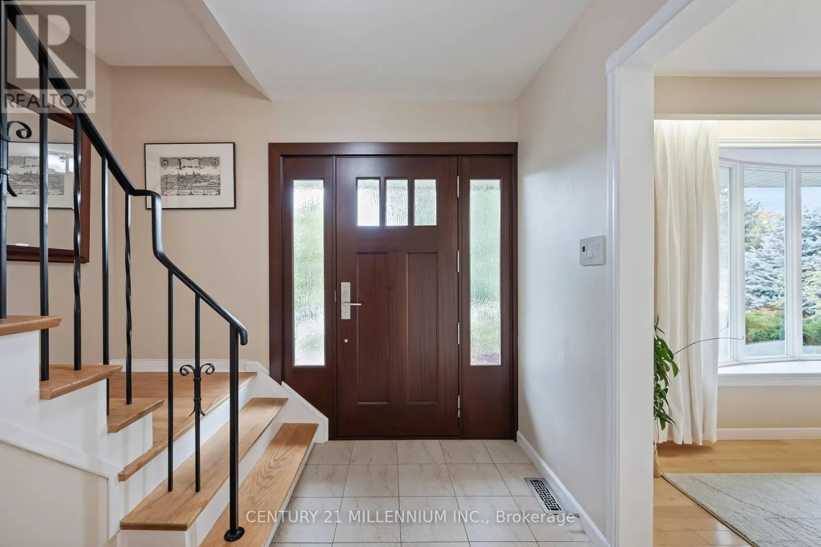 43 ERINDALE CRESCENT