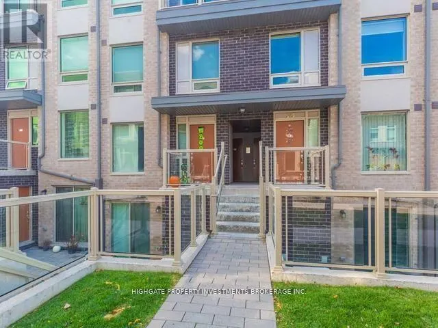 224 - 7 APPLEWOOD LANE