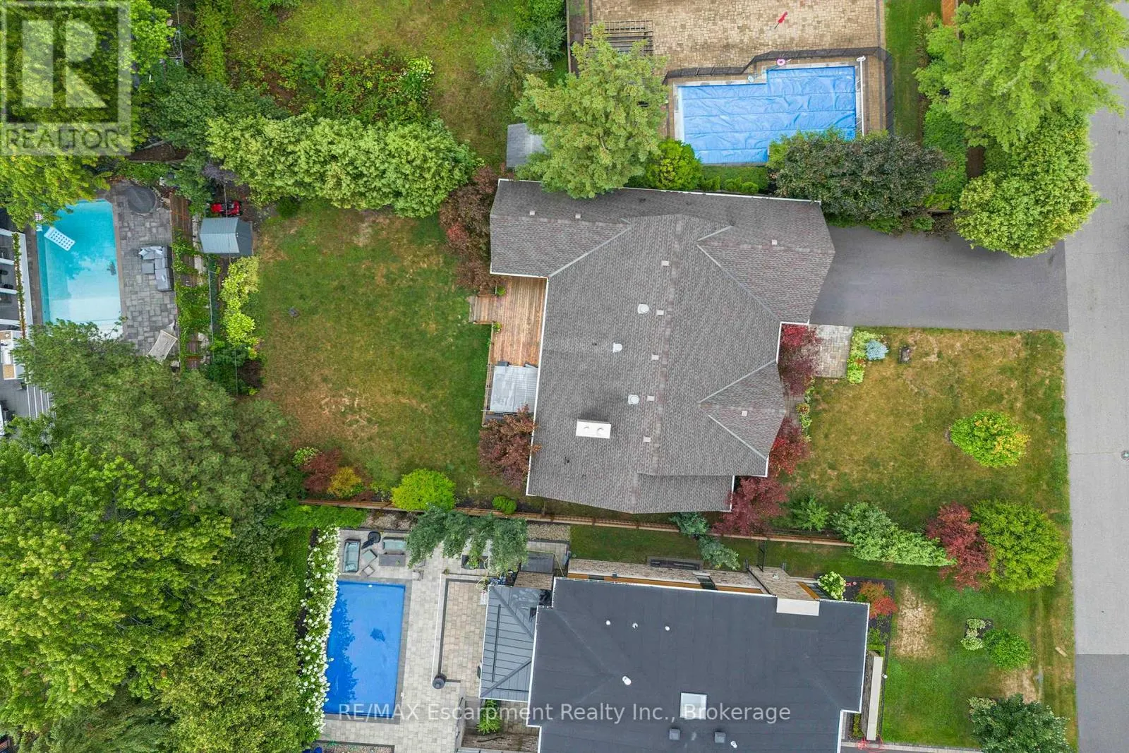 2073 DERAMORE DRIVE