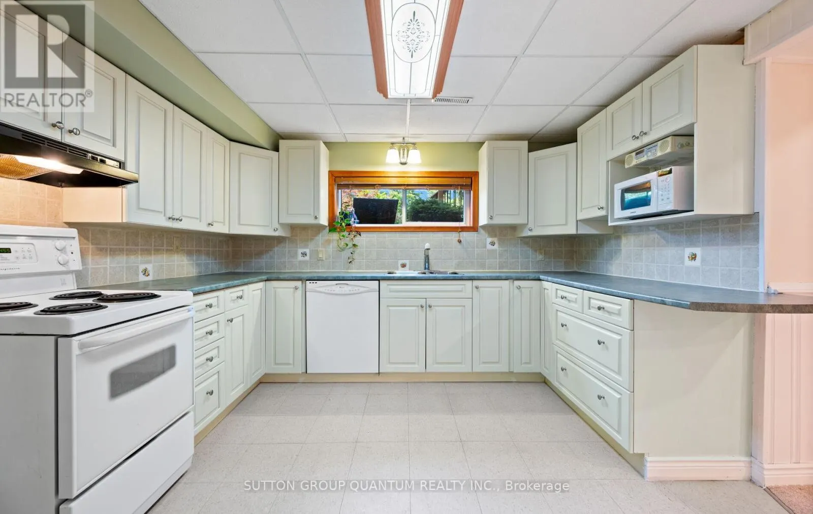 4008 POWDERHORN COURT