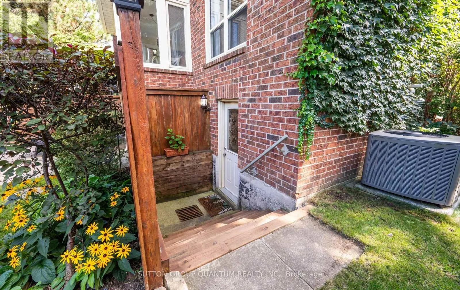 4008 POWDERHORN COURT
