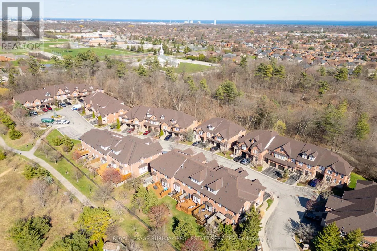 41 - 300 RAVINEVIEW WAY