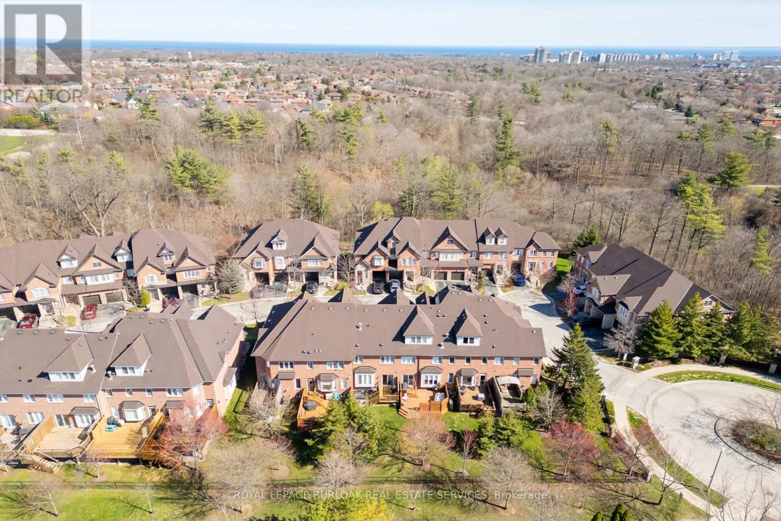 41 - 300 RAVINEVIEW WAY