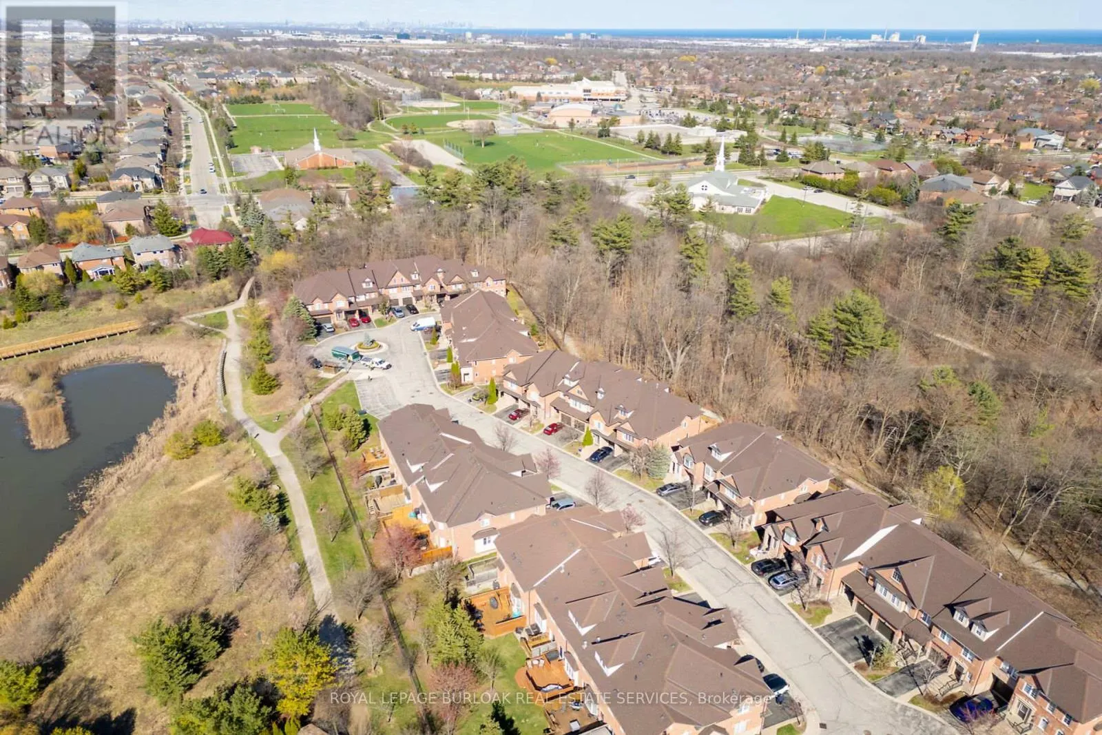 41 - 300 RAVINEVIEW WAY