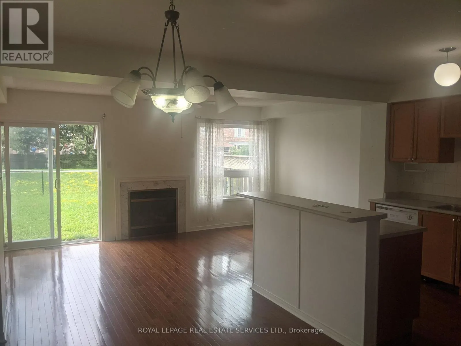 100 SAND CHERRY CRESCENT