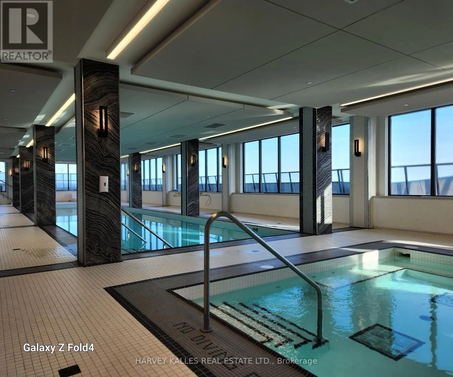 920 - 30 SHORE BREEZE DRIVE