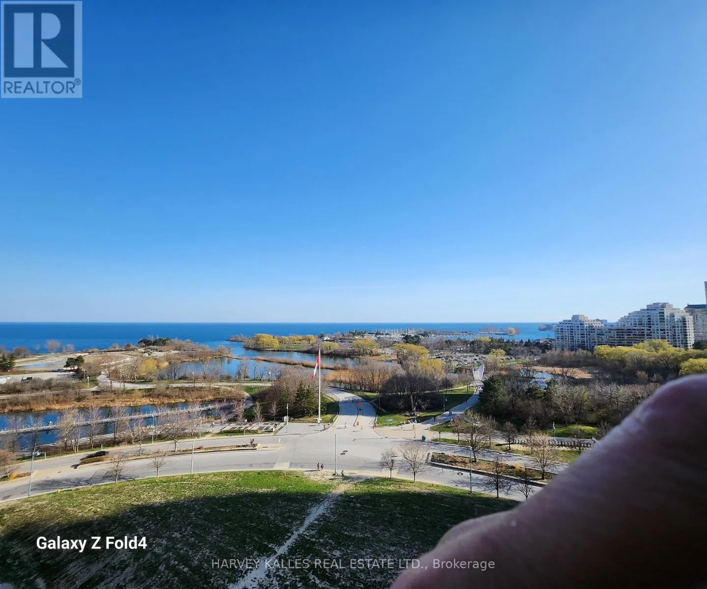 920 - 30 SHORE BREEZE DRIVE