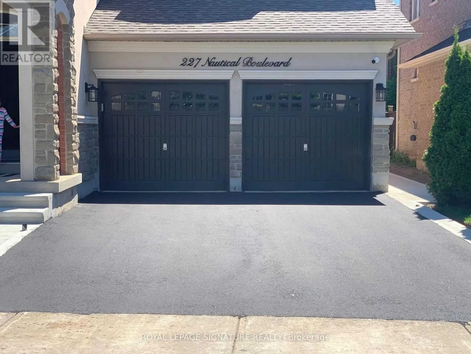 B - 227 NAUTICAL BOULEVARD