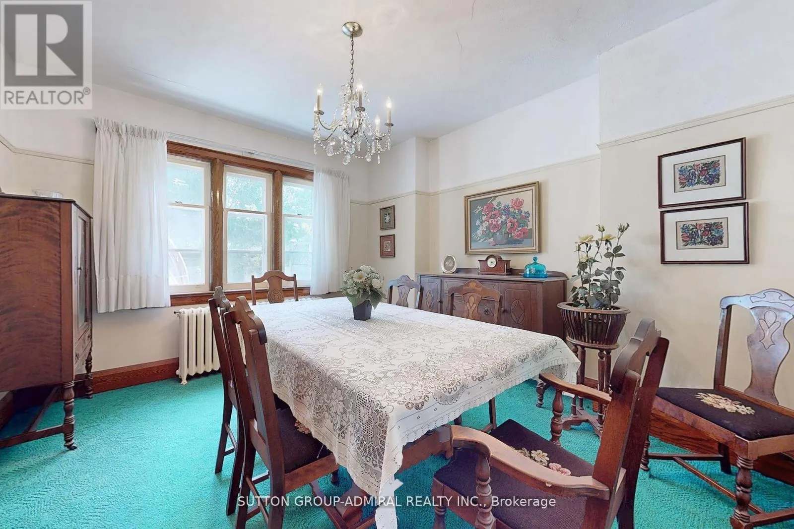 1 VALLEYVIEW GARDENS