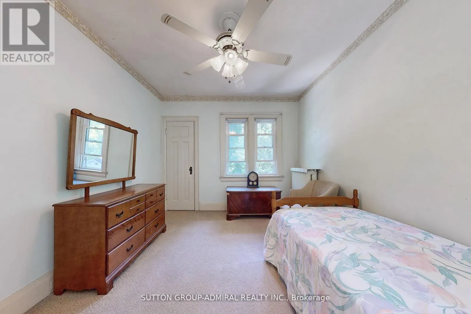 1 VALLEYVIEW GARDENS