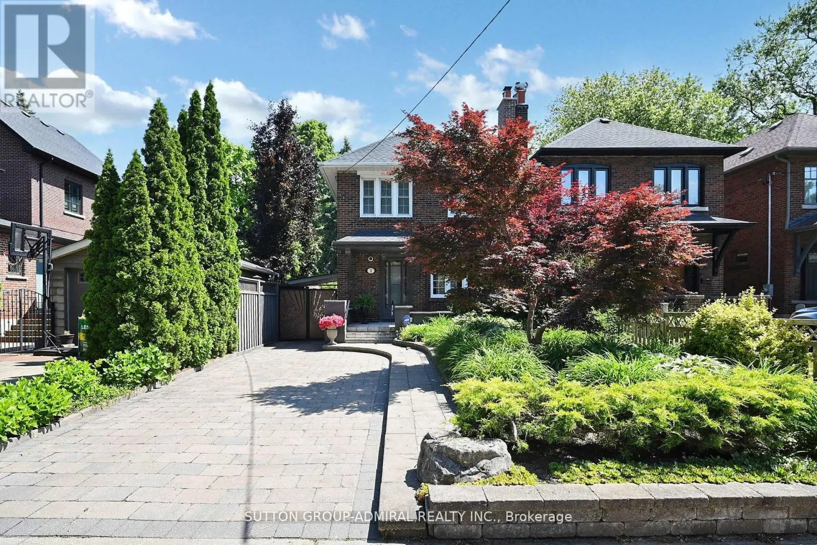 1 VALLEYVIEW GARDENS