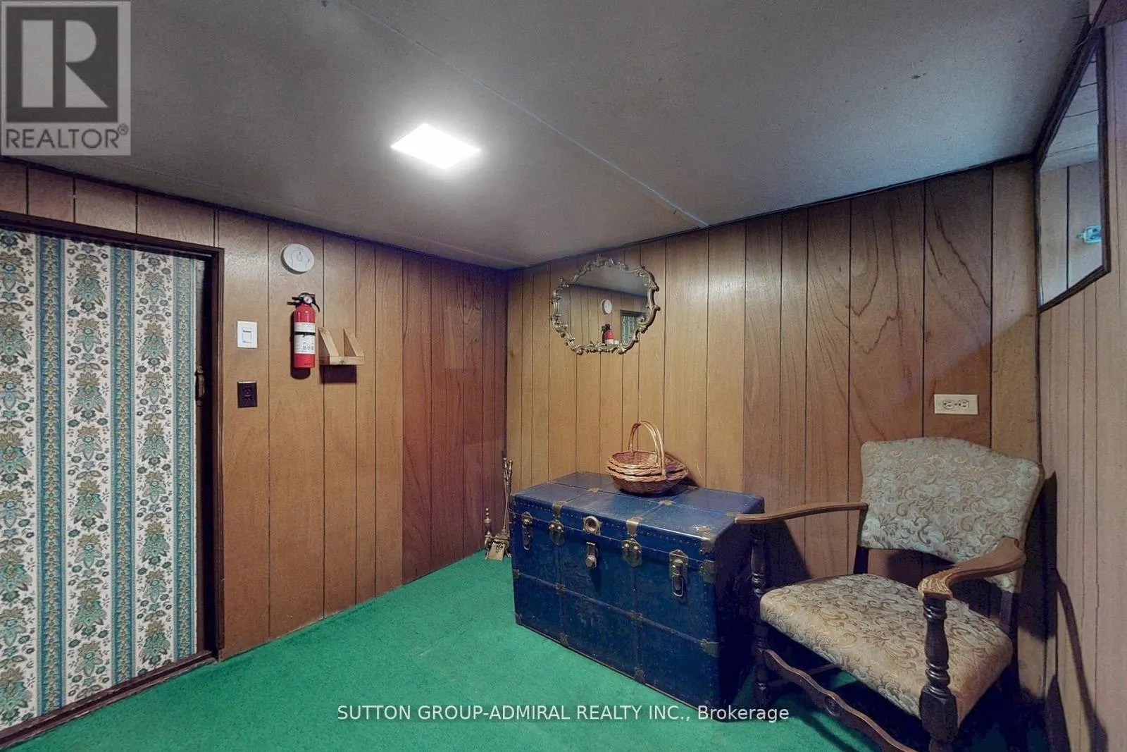1 VALLEYVIEW GARDENS