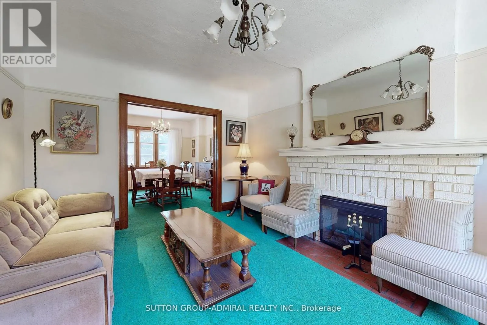 1 VALLEYVIEW GARDENS