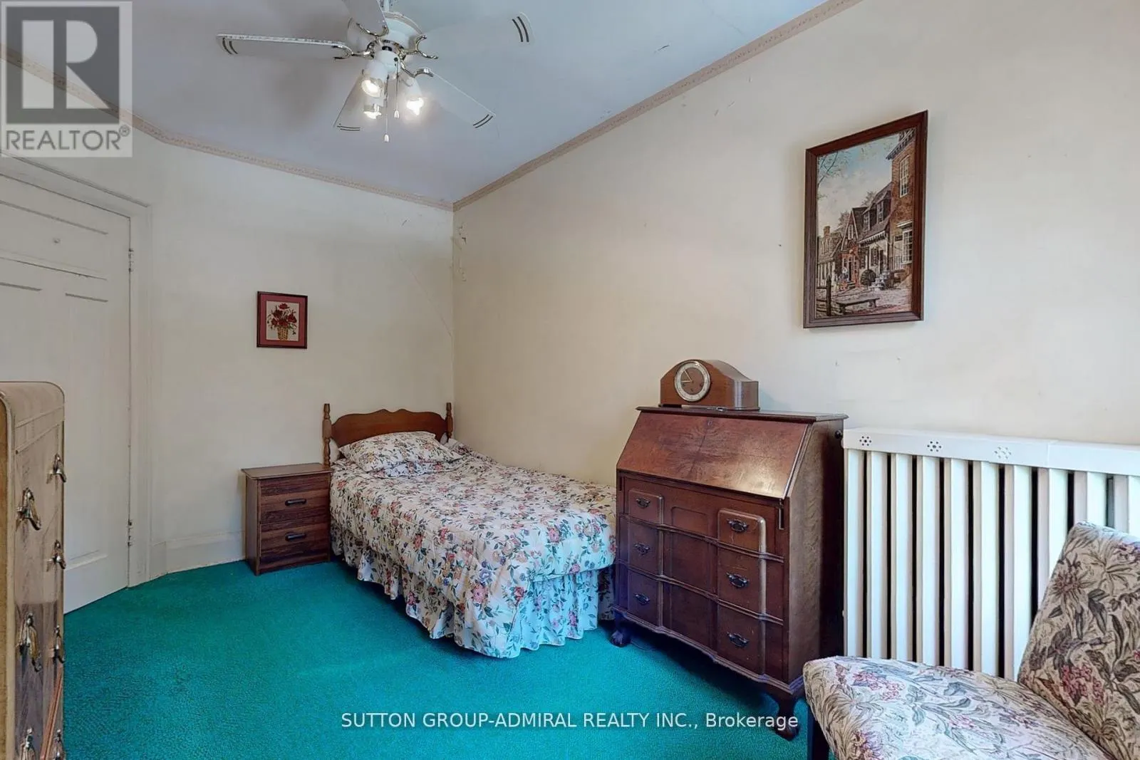 1 VALLEYVIEW GARDENS
