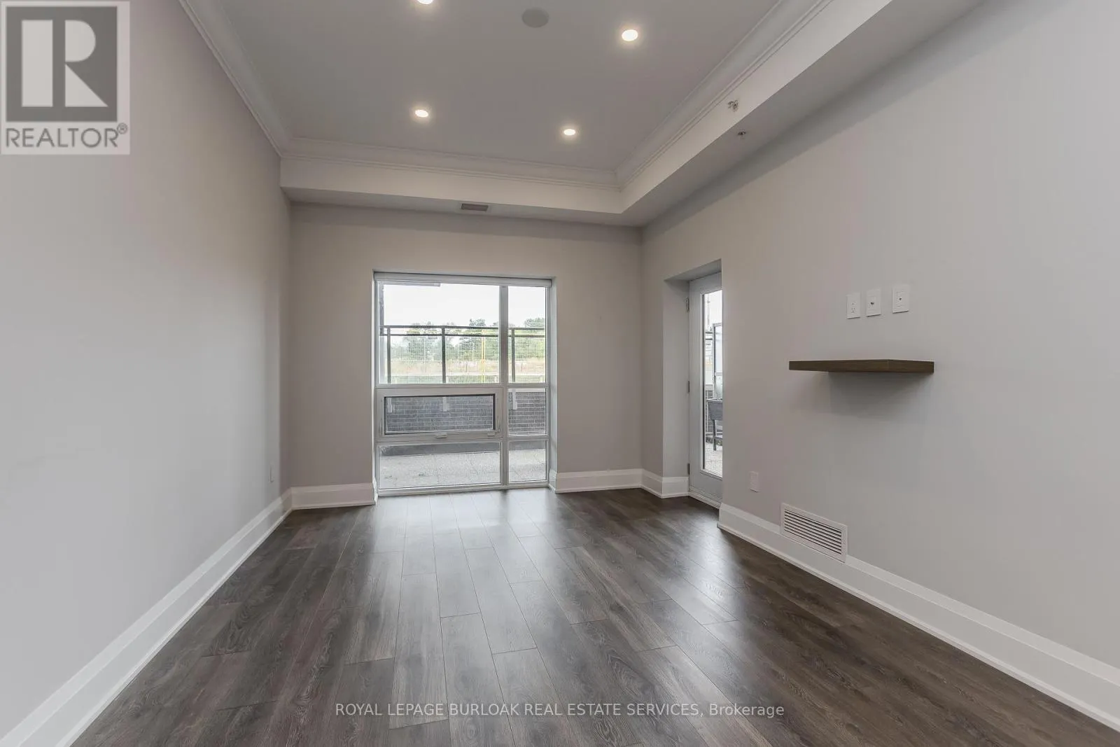117 - 4040 UPPER MIDDLE ROAD