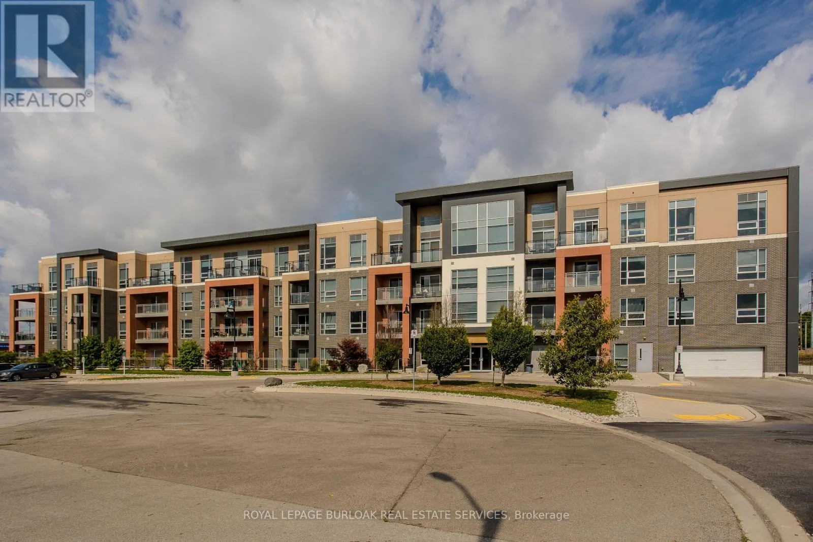 117 - 4040 UPPER MIDDLE ROAD
