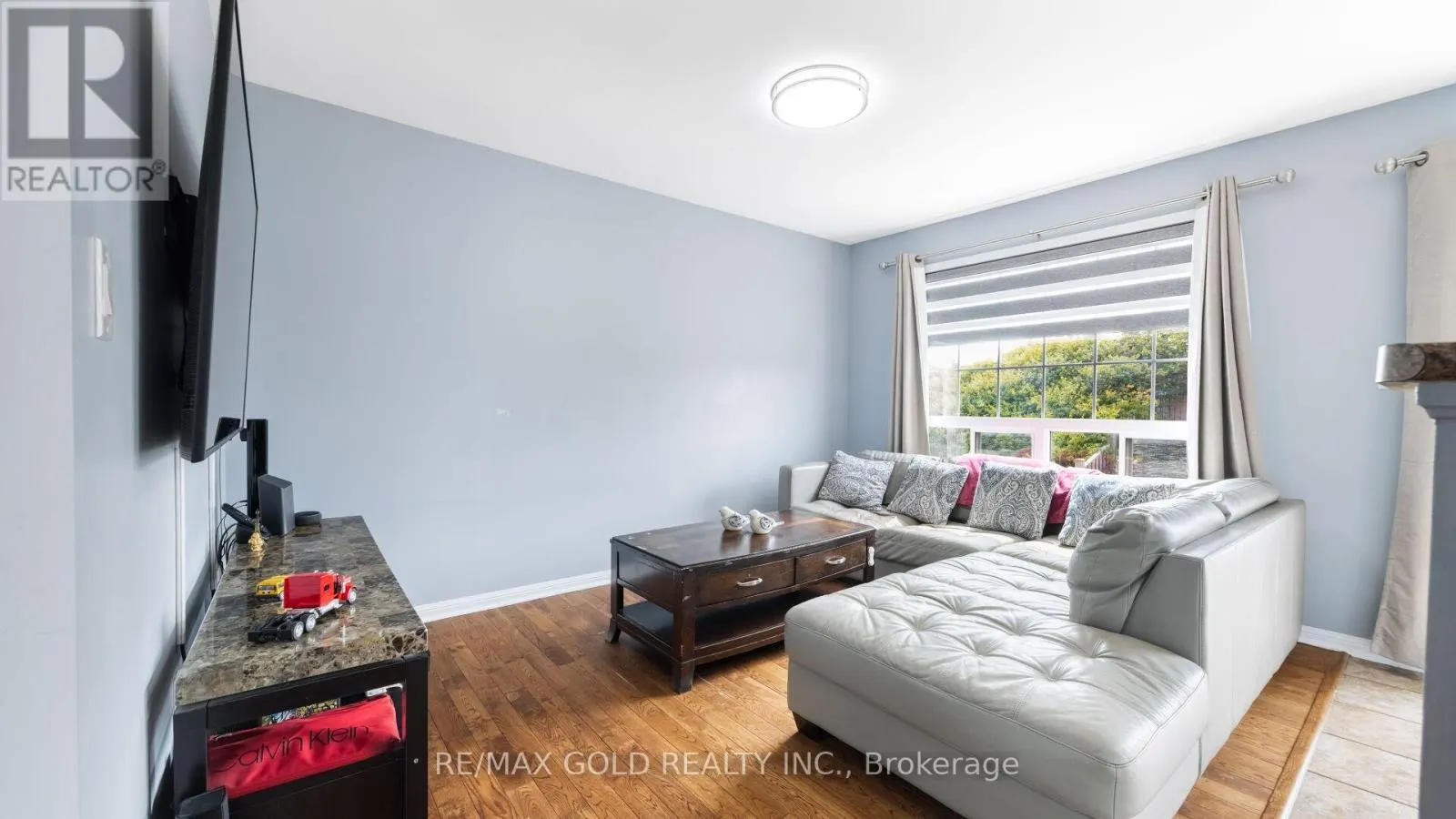 42 MURPHY ROAD
