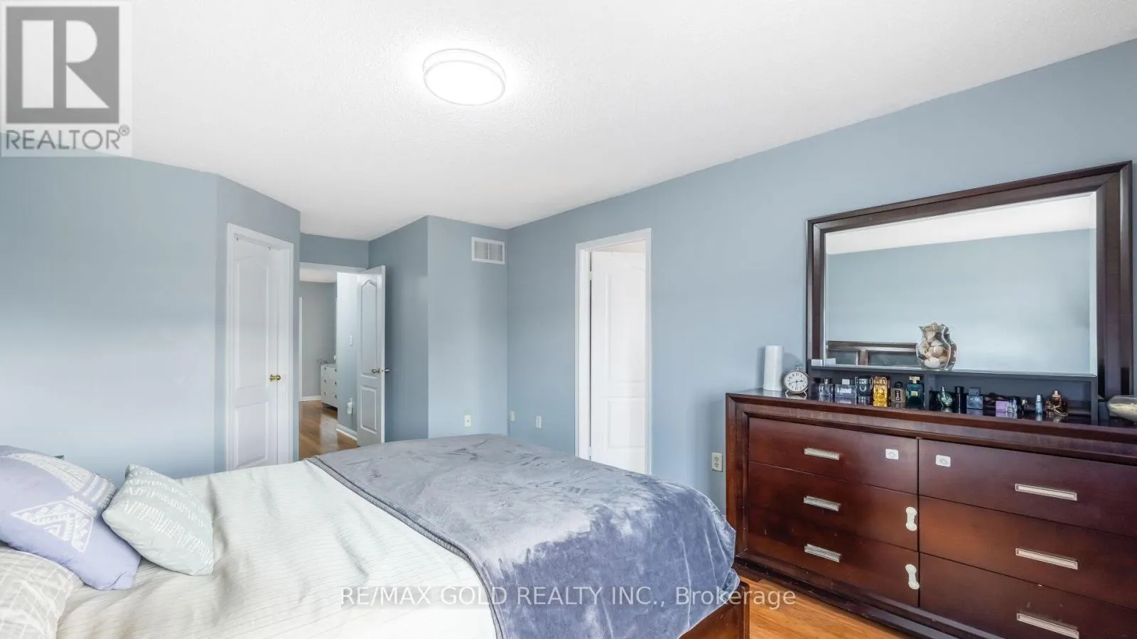 42 MURPHY ROAD