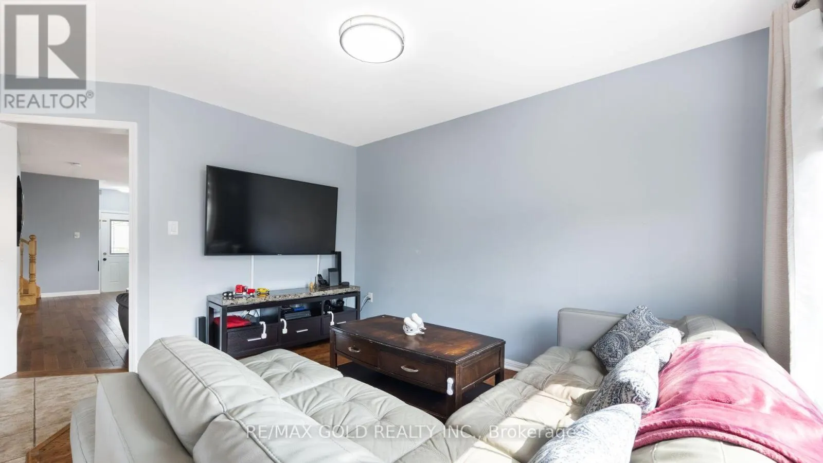42 MURPHY ROAD
