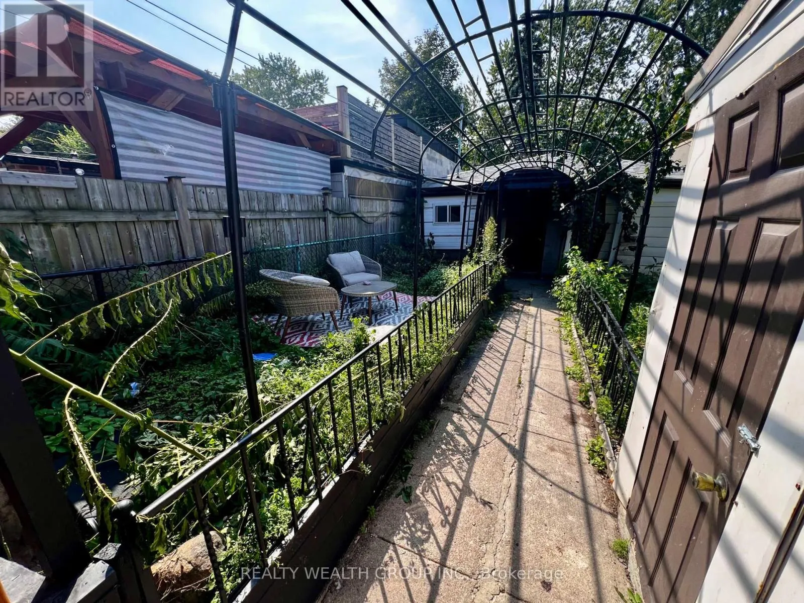 166 HARVIE AVENUE