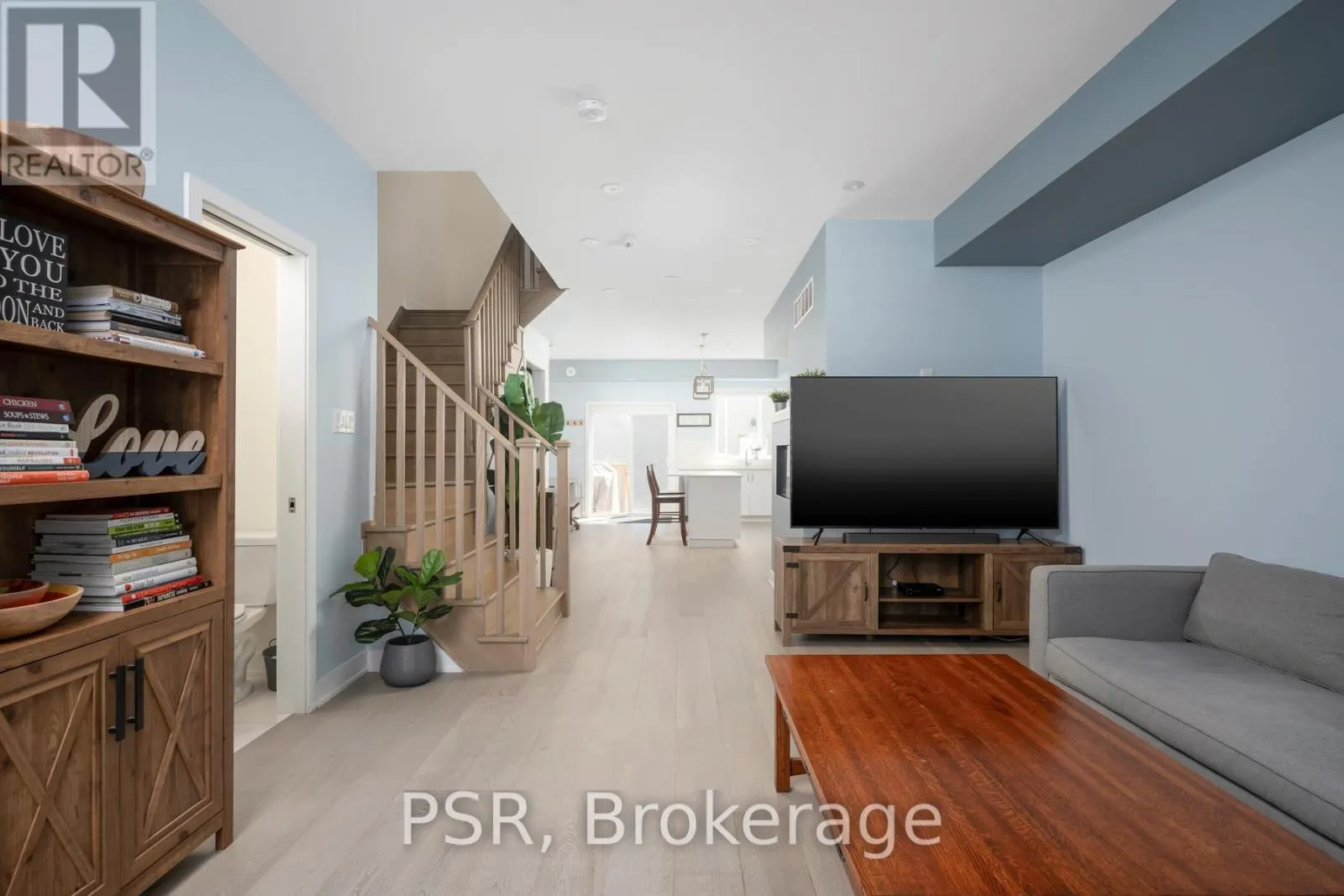 91 FREDERICK TISDALE DRIVE E