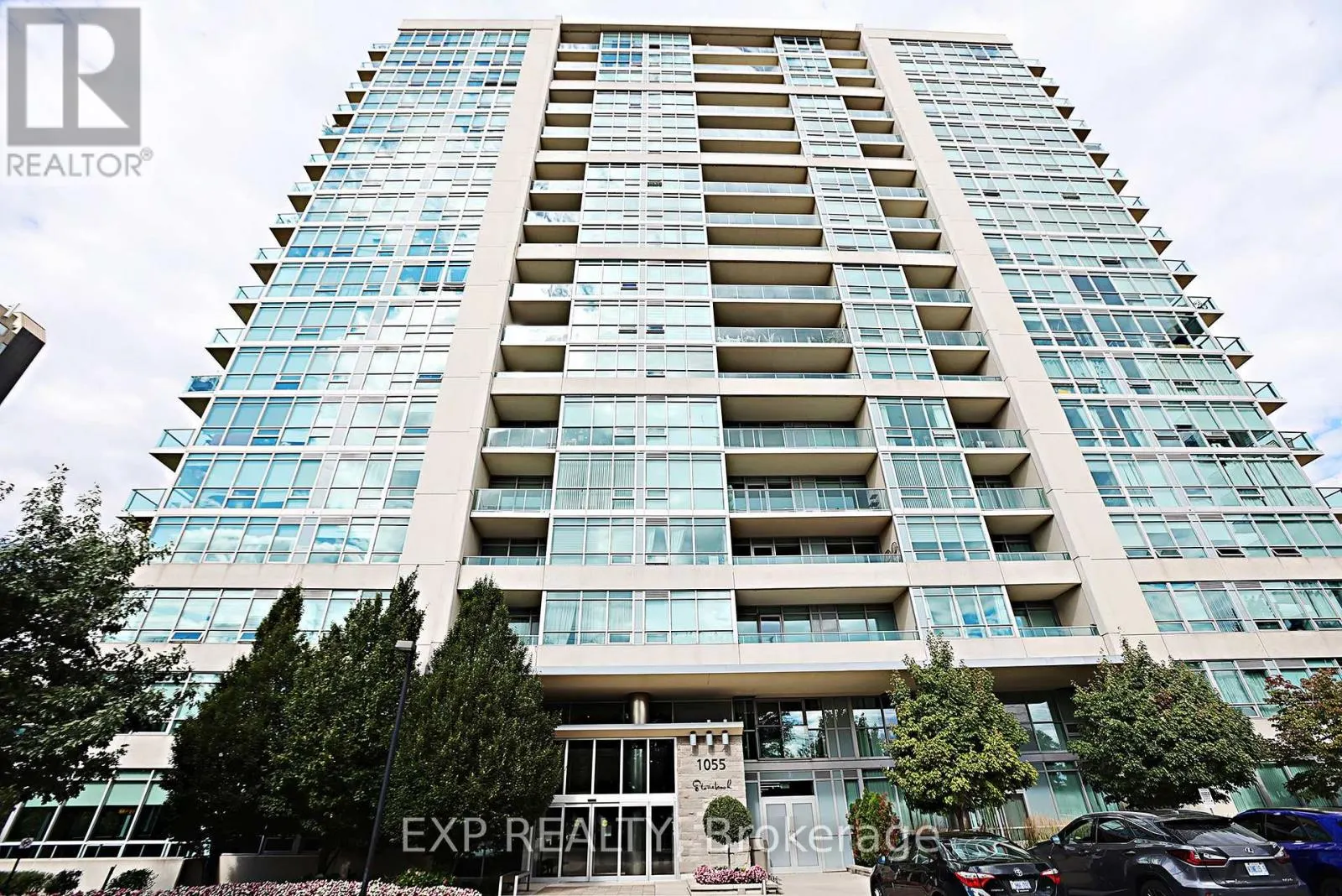 PH01 - 1055 SOUTHDOWN ROAD